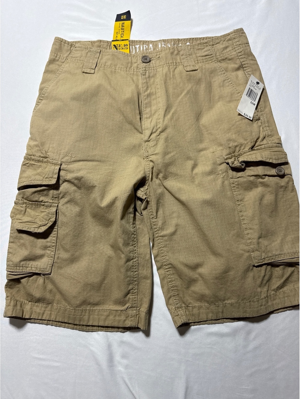 Nautica Men's Classic Khaki Cargo Shorts Size 32 - Ready for